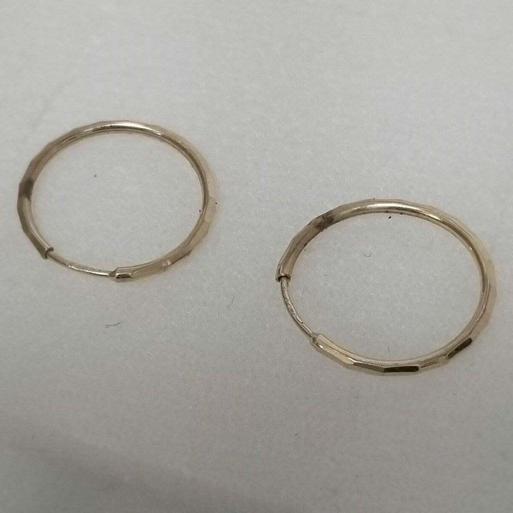 ARRACADAS PAR ORO 14 K 0.6 GRMS (SEMINUEVO)