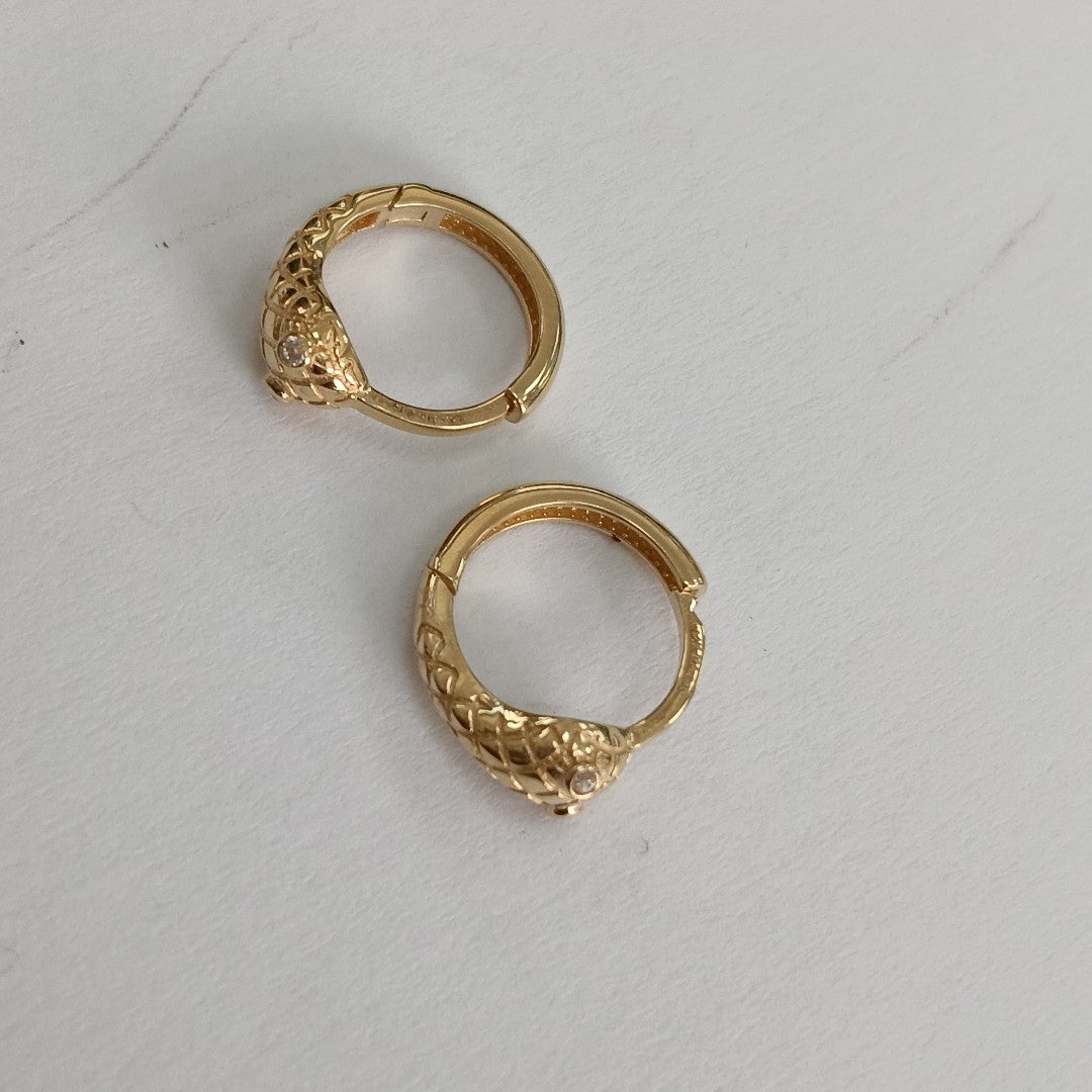 HUGGIES ORO 14K 1.6 (NUEVO)