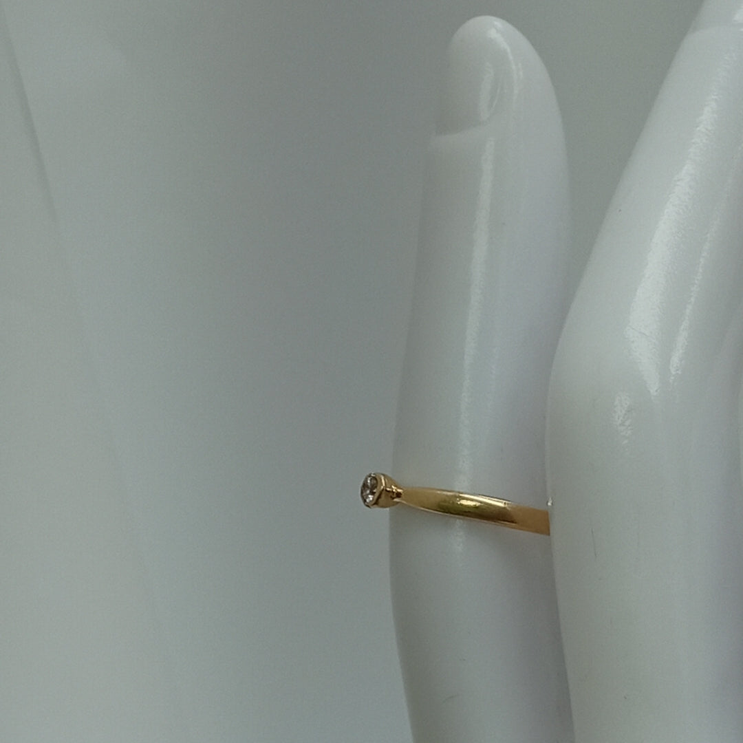 SOLITARIO ORO 14 K 1.9 GRMS (SEMINUEVO)