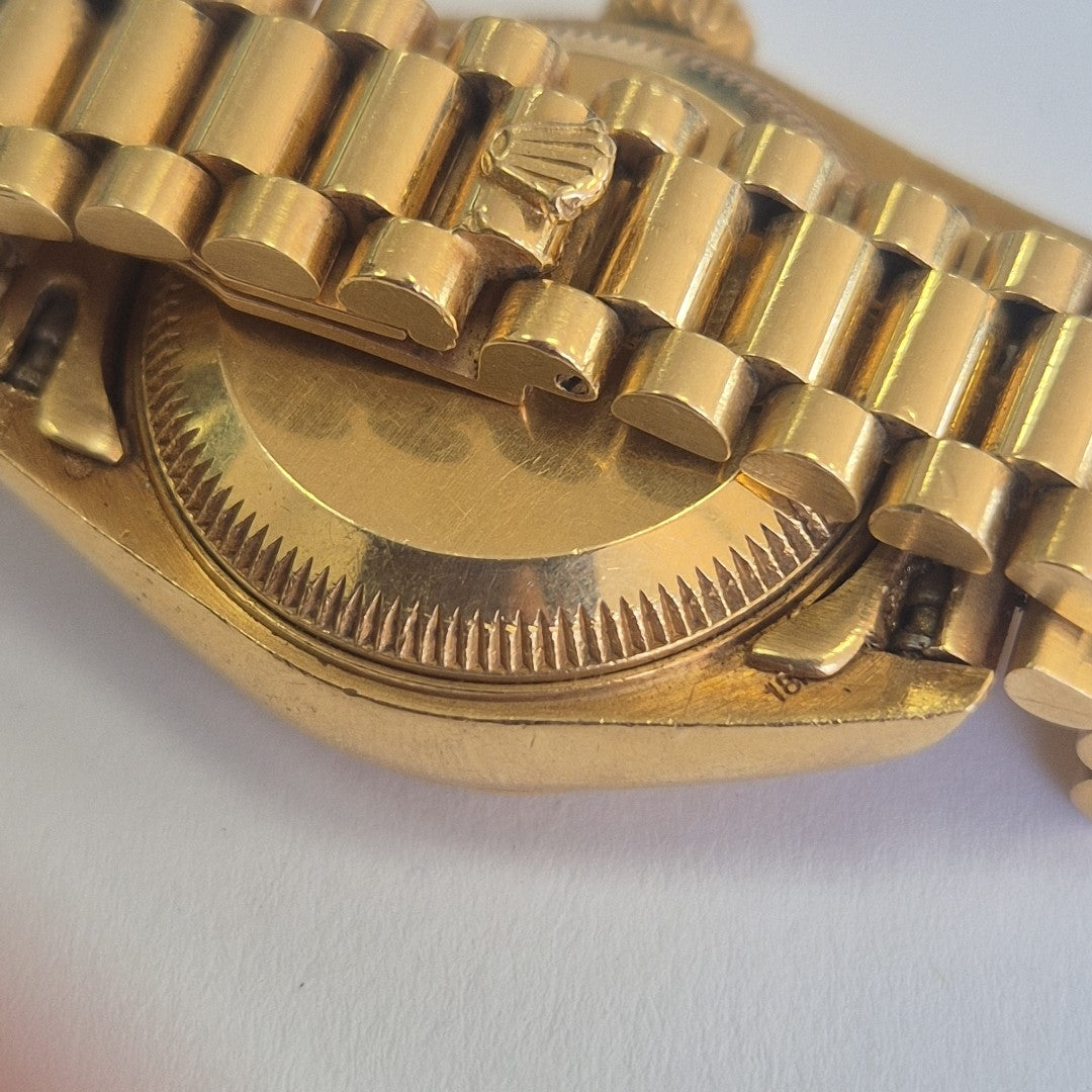 RELOJ CAJA Y PULSO ORO ORO 18 K 70.9 GRMS (SEMINUEVO)