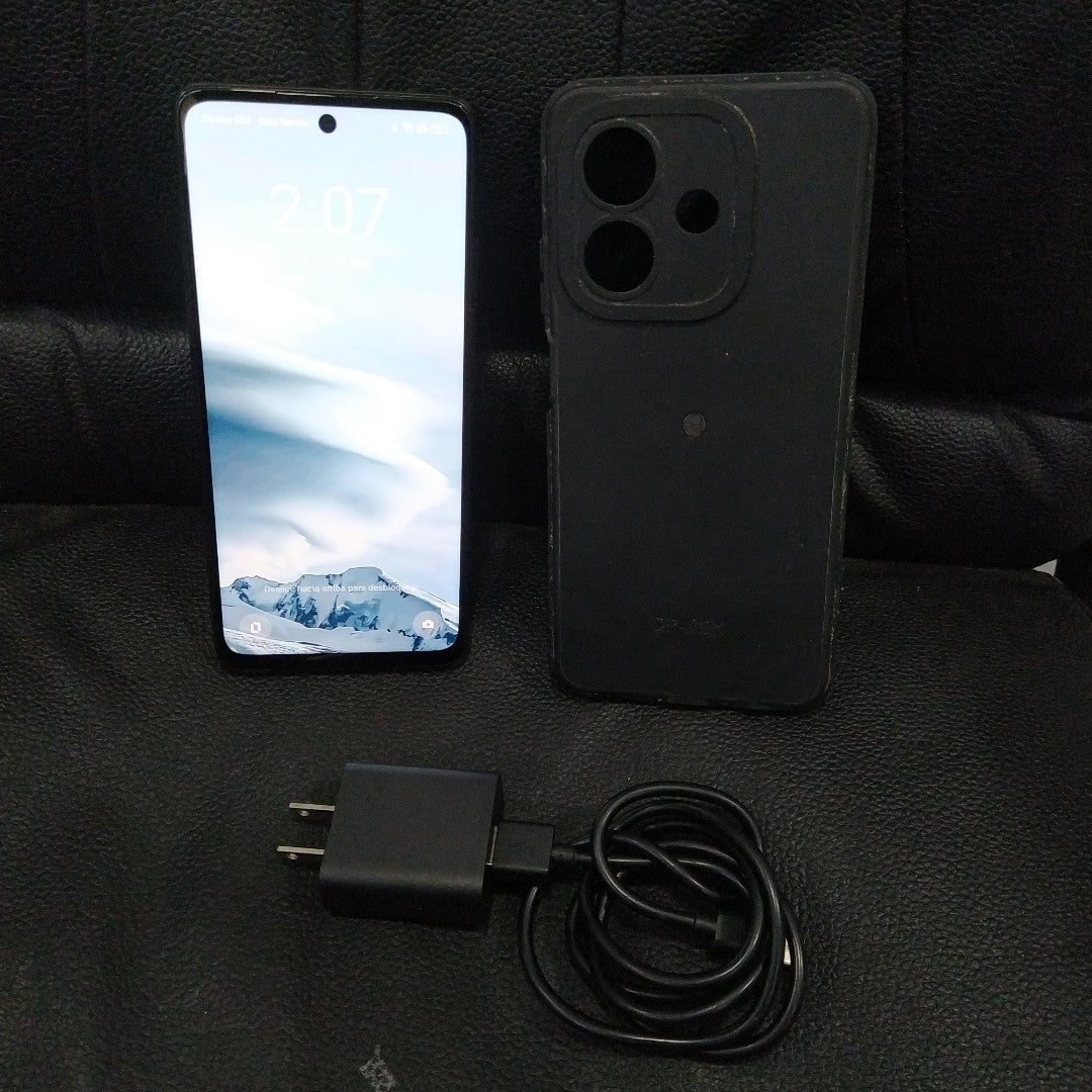 CELULAR OPPO A40 CPH2669 (2024) 256 GB 4 GB RAM (SEMINUEVO)