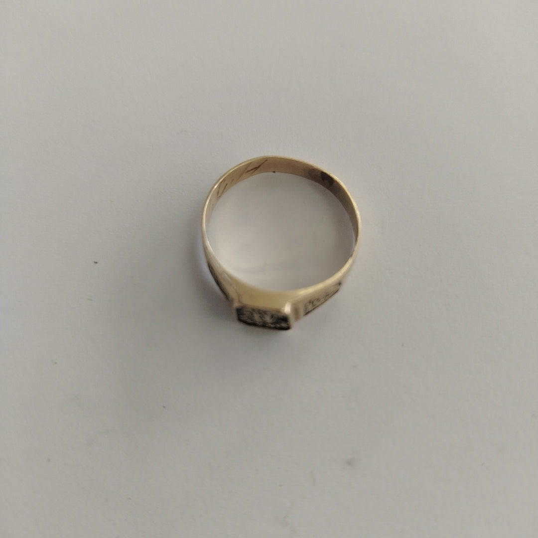 ANILLO DE GRADUACIÓN ORO 8 K 2.4 GRMS (SEMINUEVO)