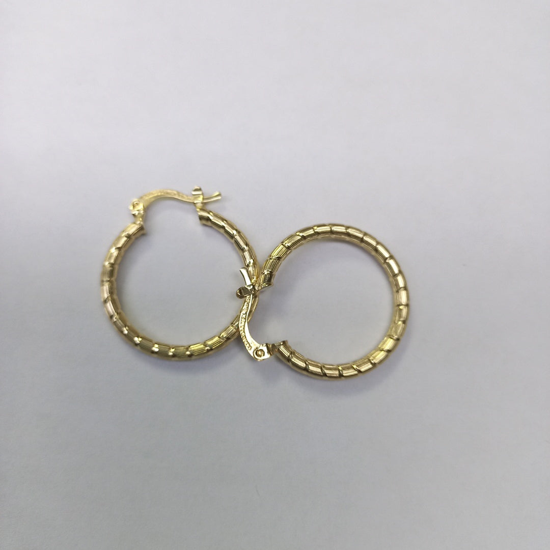ARETES ARRACADAS LABRADAS 14K 3.2 GR (NUEVO)