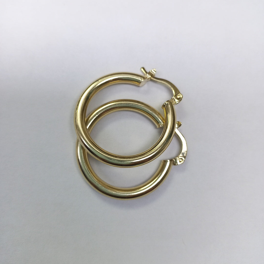 ARETES TEJIDO ARRACADAS LISAS HUECAS 14K 2.2 GR (NUEVO)