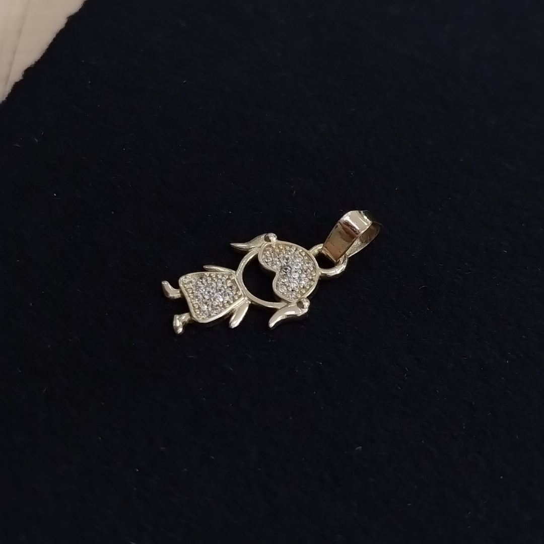 DIJE TEJIDO NIÑA CON CIRCONIAS 14K 0.8 GR (NUEVO)