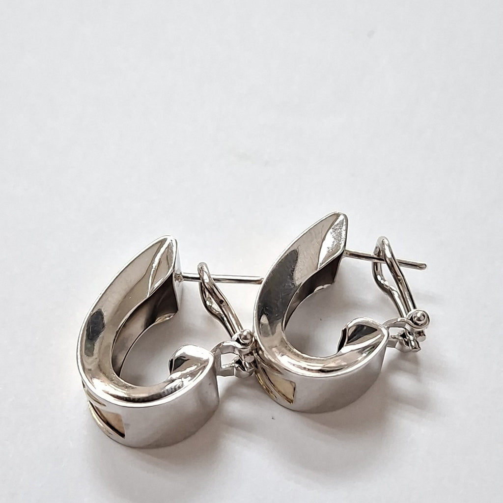 ARETES PAR ORO BLANCO 14 K 4,80 GRMS (SEMINUEVO)