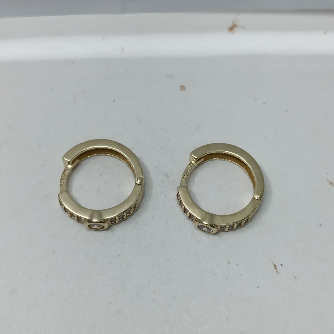 ARETES ARRACADAS C CIRCONIAS 10K 2.6 GR (NUEVO)