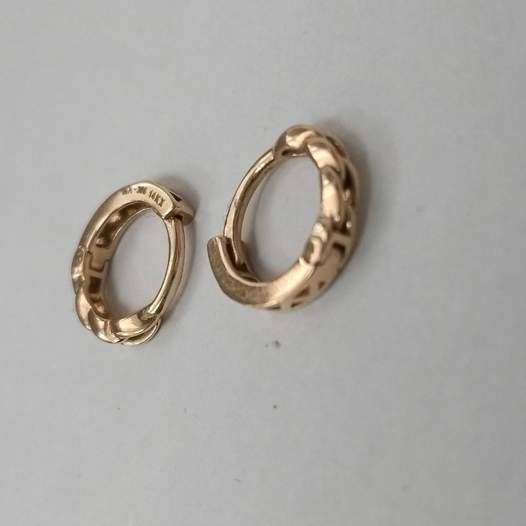 HUGGIES ORO 14K 1.1 (NUEVO)