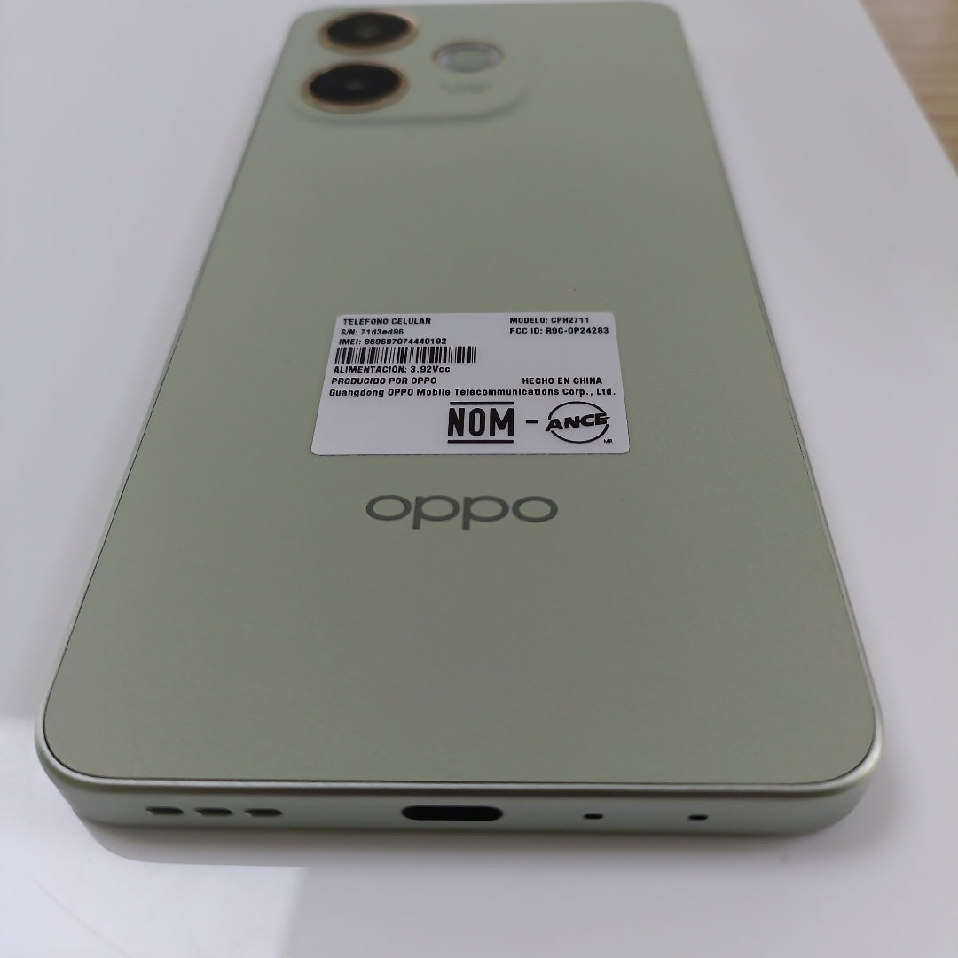 CELULAR OPPO A5 PRO CPH2711 (2025) 256 GB 8 GB RAM (SEMINUEVO)