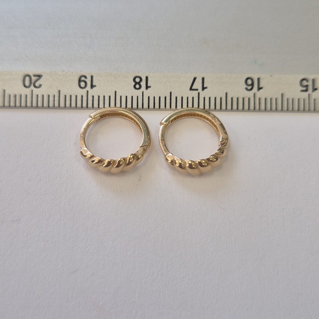 HUGGIES ORO 14K 1.2 (NUEVO)