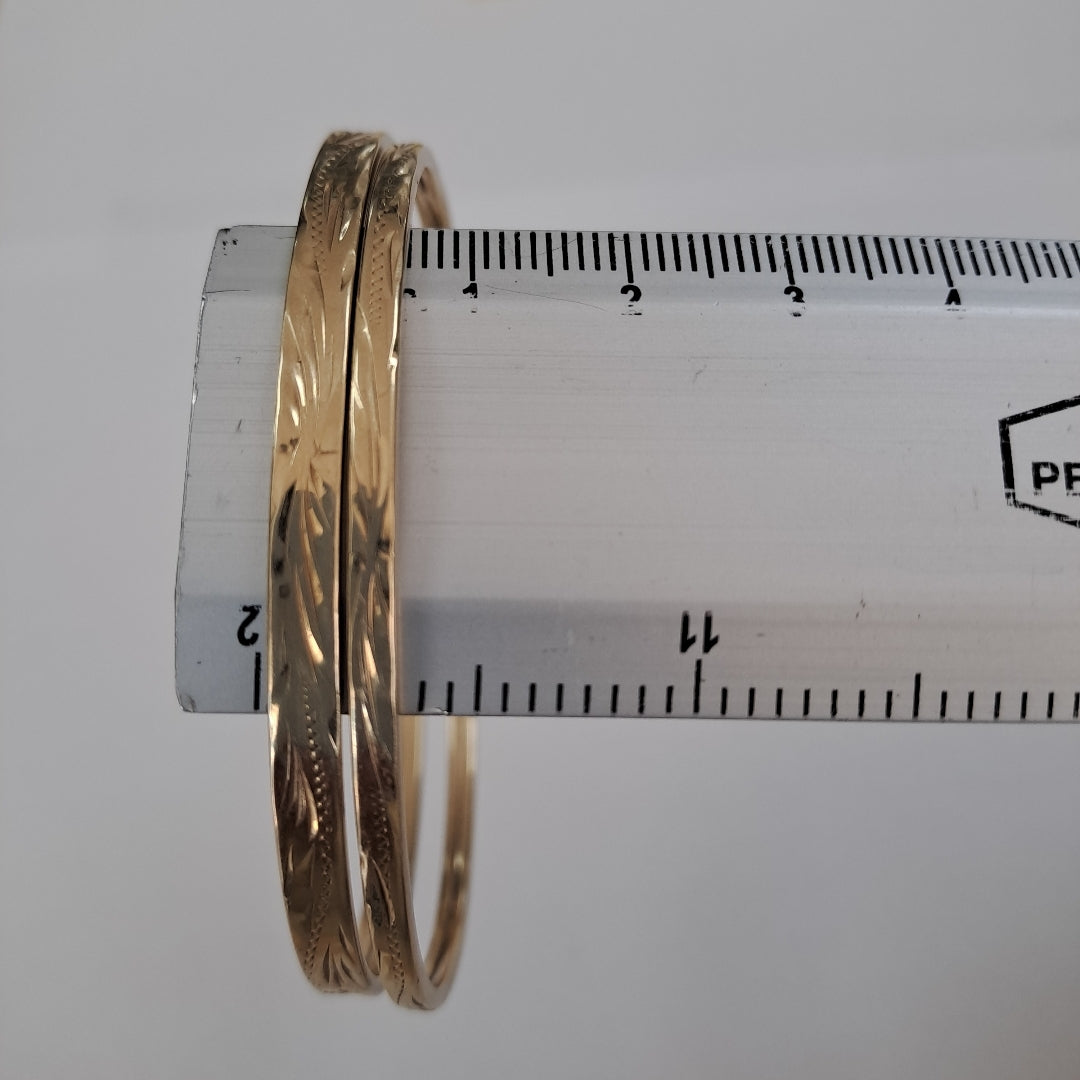 PULSERA RIGIDA ORO 10 K 8.7 GRMS (SEMINUEVO)