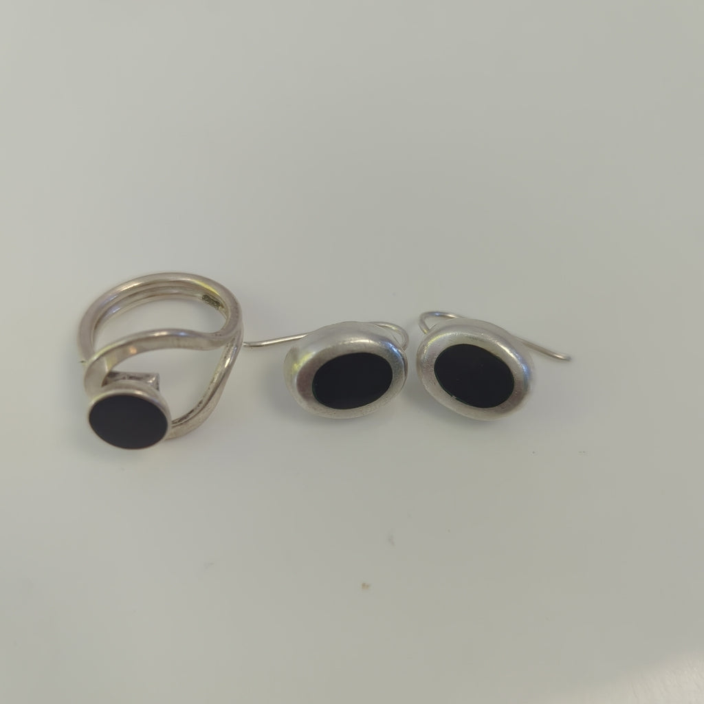 ANILLO, DIJE PLATA 14.8 GRMS (SEMINUEVO)