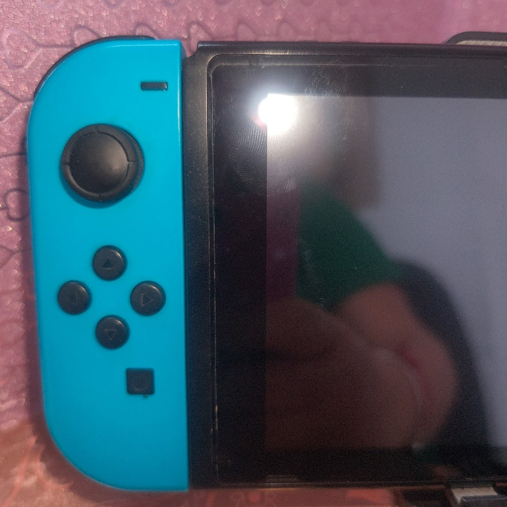 CONSOLA DE VIDEOJUEGO NINTENDO SWITCH 32 GB (SEMINUEVO)