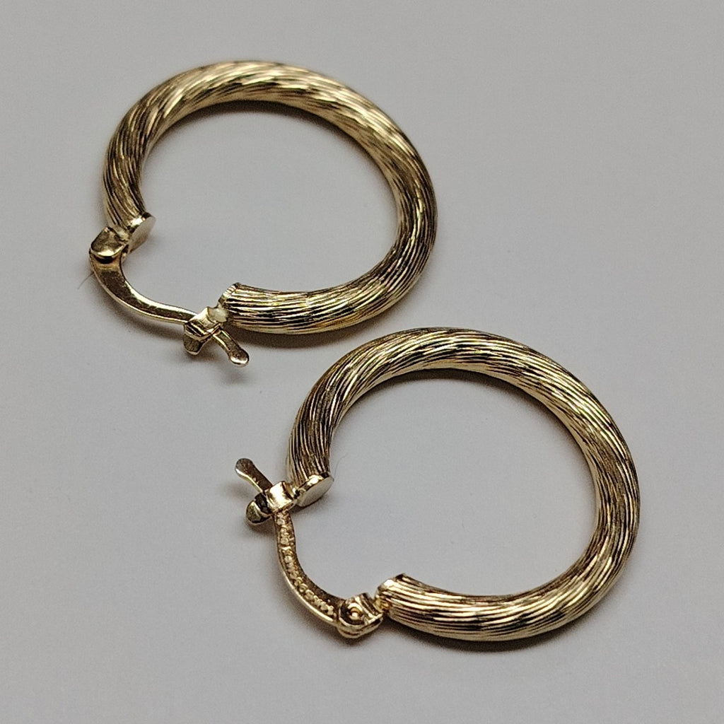 ARETES TEJIDO ARRACADAS ASTRIADAS 14K 2.9 GR (NUEVO)