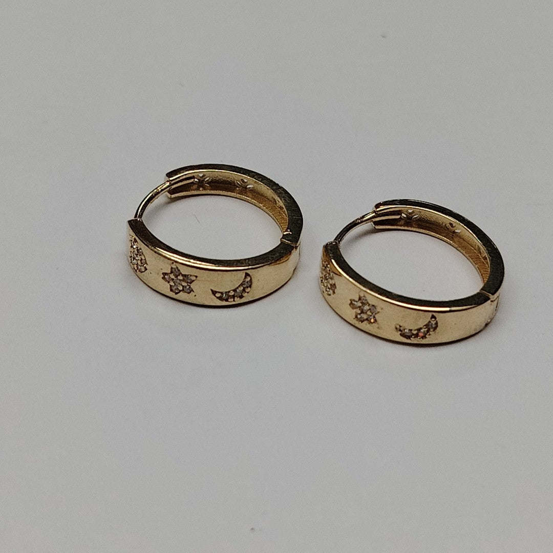 ARETES TEJIDO HUGGIES CON CIRCONIAS 14K 3 GR (NUEVO)