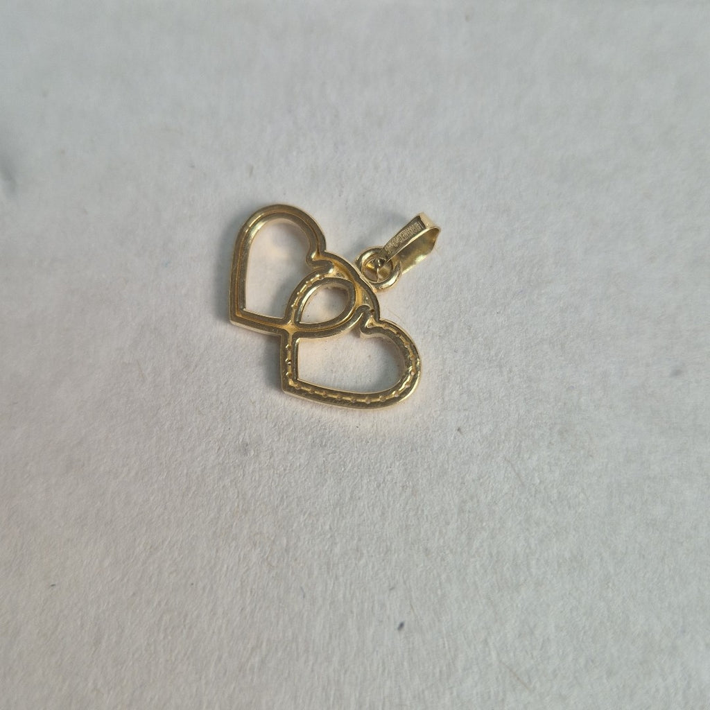 DIJE TEJIDO DOS CORAZONES CON CIRCONIAS 14K 1.5 GR (NUEVO)