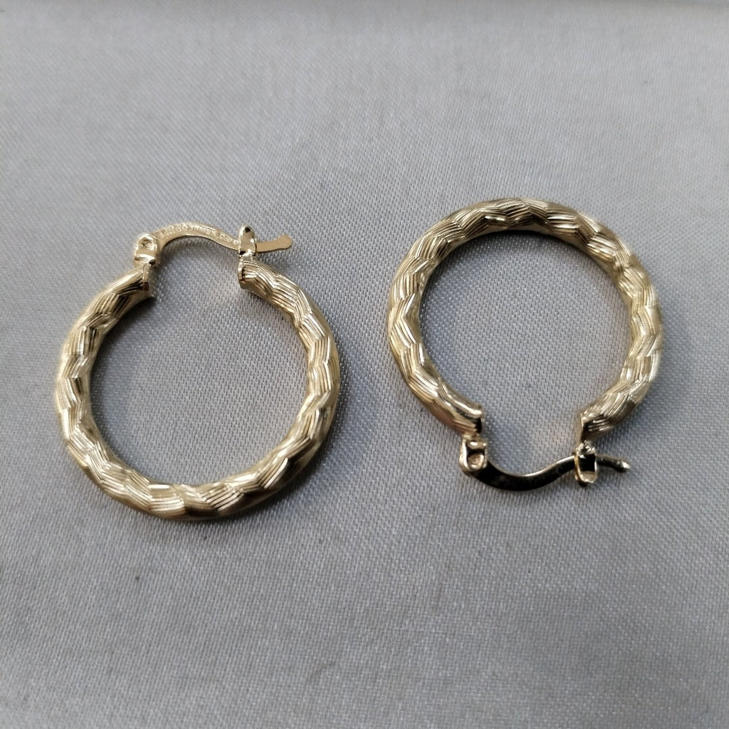 ARETES TEJIDO ARRACADA LABRADA 14K 2.8 GR (NUEVO)