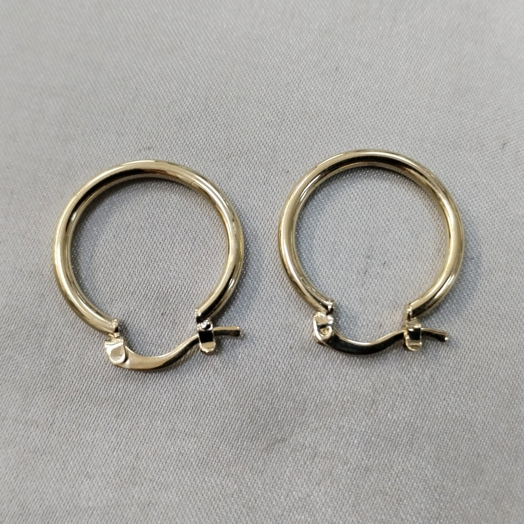 ARETES TEJIDO ARRACADAS LISAS 14K 1.2 GR (NUEVO)
