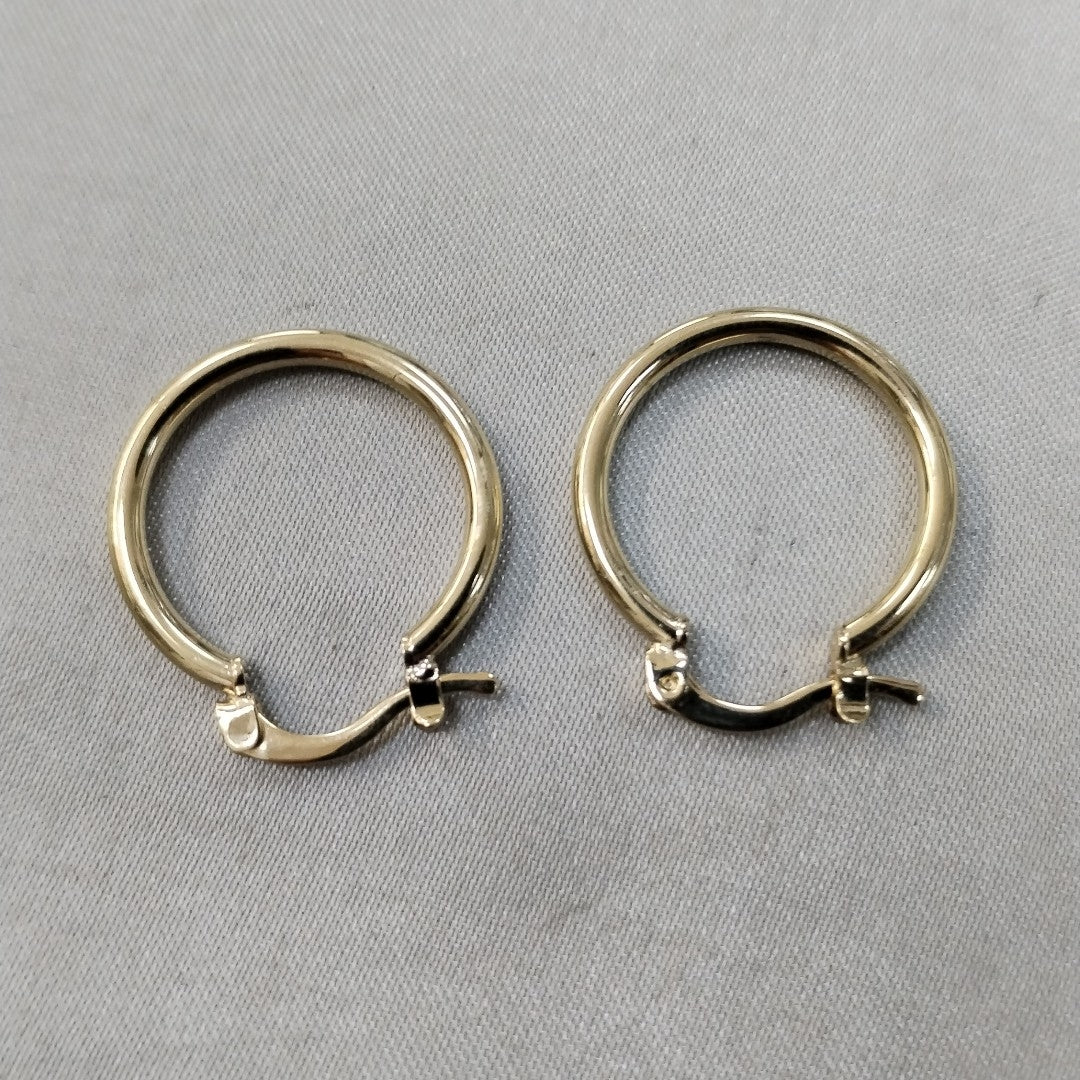 ARETES TEJIDO ARRACADAS LISAS 14K 1.2 GR (NUEVO)