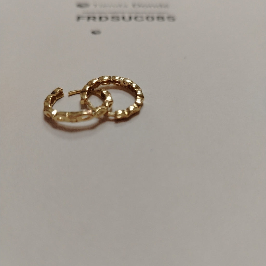 HUGGIES ORO 14K 1.9 (NUEVO)