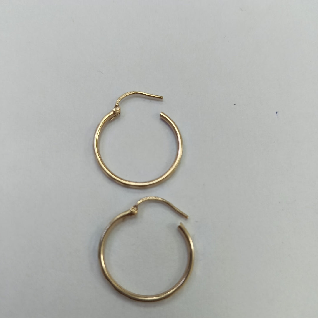 ARRACADAS PAR ORO 10 K 1.1 GRMS (SEMINUEVO)