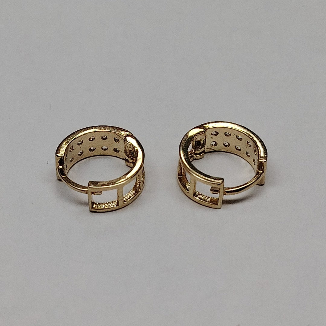ARETES HUGGIES C CIRCONIAS 14K 1.7 GR (NUEVO)