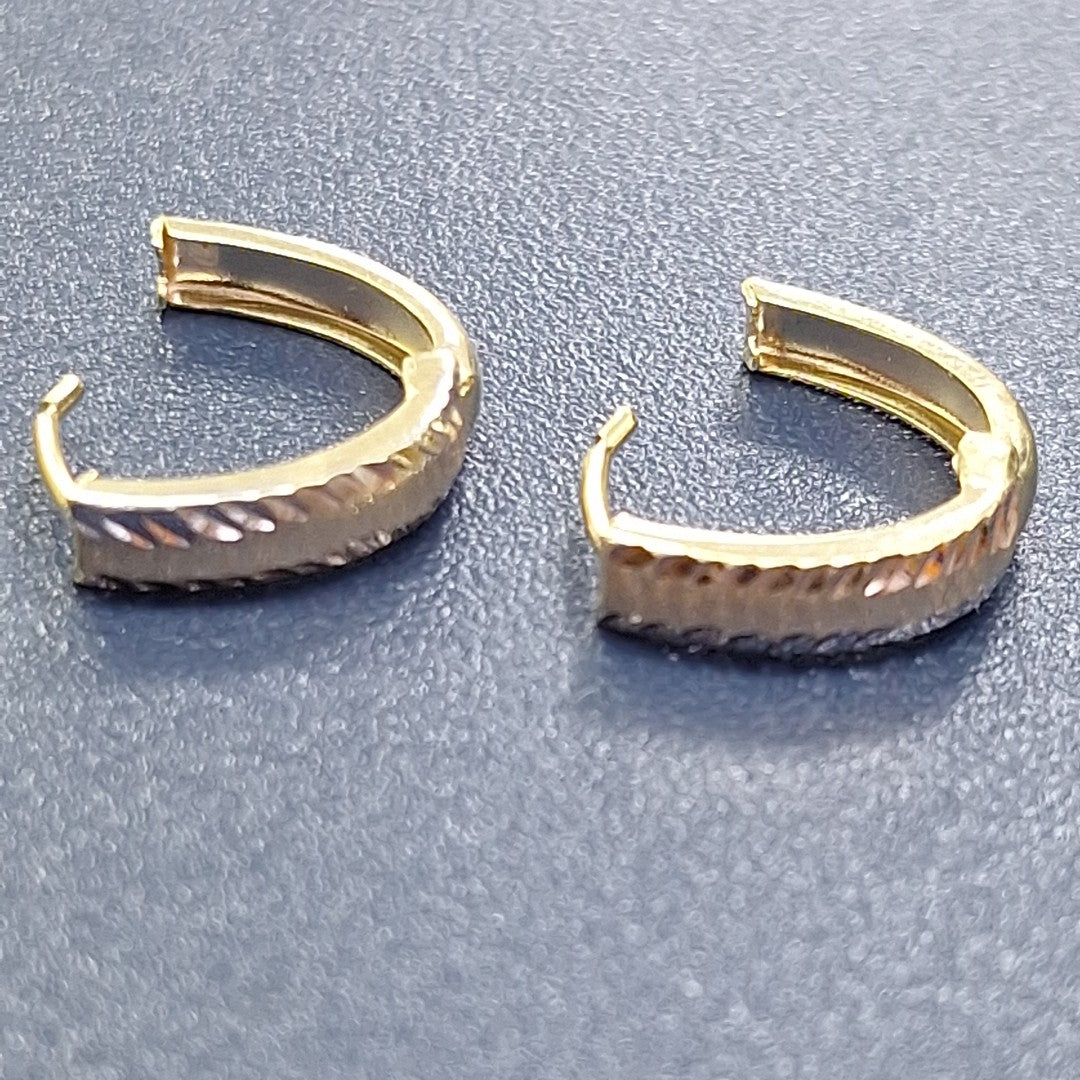 HUGGIES ORO 14K 1.1 (NUEVO)