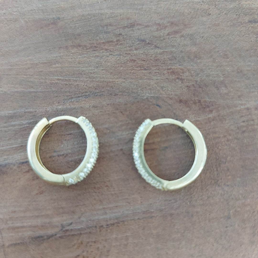 ARETES PAR ORO 10 K 2.7 GRMS (SEMINUEVO)