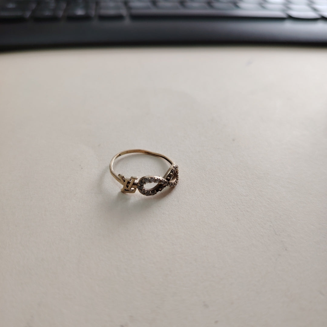 ANILLO CONMEMORATIVO ORO 10 K 1.1 GRMS (SEMINUEVO)