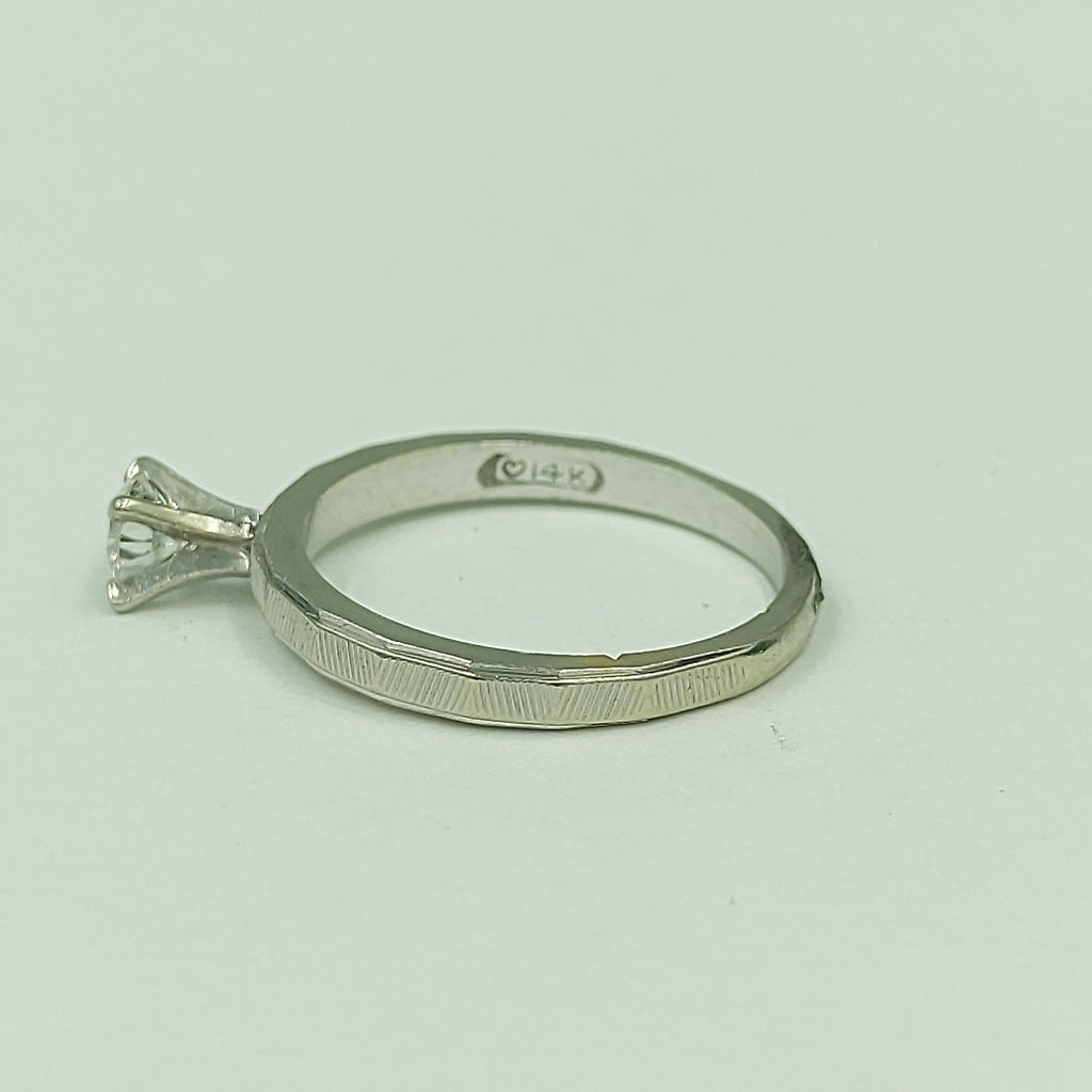 ANILLITO ORO,ORO BLANCO 14 K 2,30 GRMS (SEMINUEVO)
