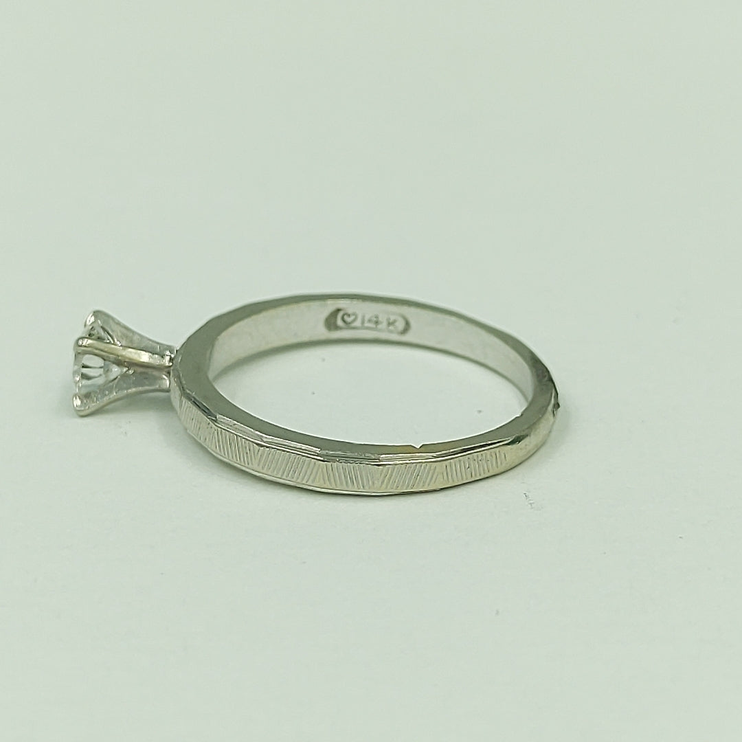 ANILLITO ORO,ORO BLANCO 14 K 2,30 GRMS (SEMINUEVO)