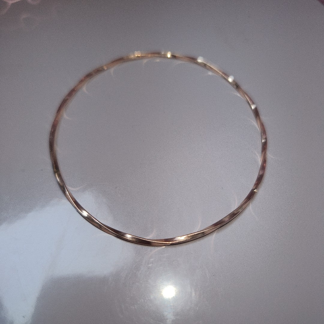 PULSERA RIGIDA ORO 14 K 8.3 GRMS (SEMINUEVO)