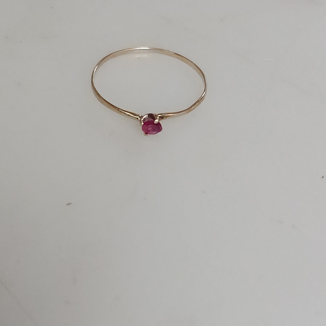 ANILLITO ORO 10 K 0.5 GRMS (SEMINUEVO)