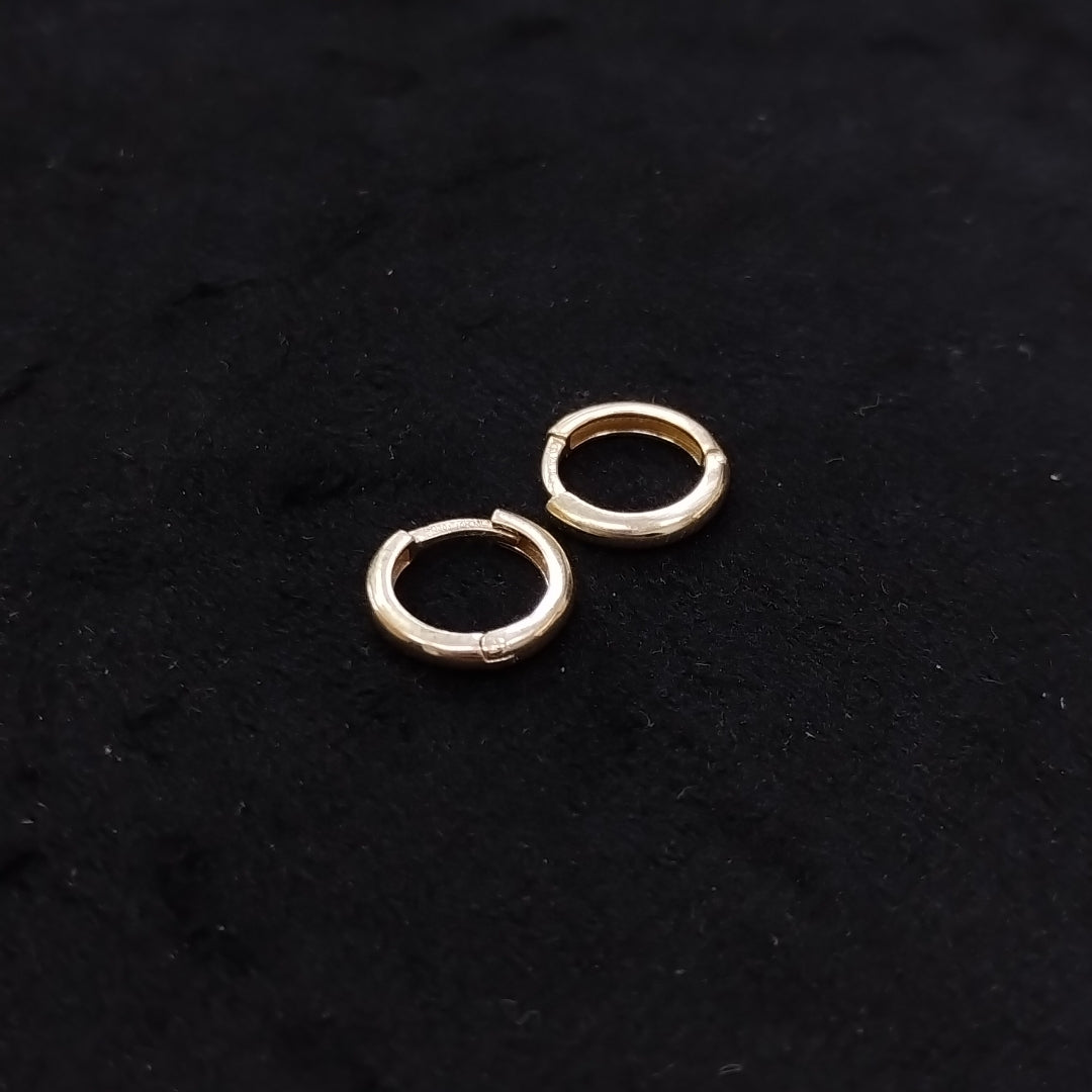 ARETES ARRACADAS LISAS 10K 1.1 GR (NUEVO)