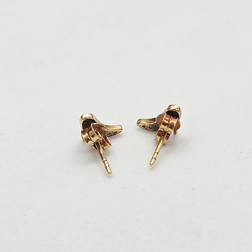 ARETES PAR ORO 10 K 0.9 GRMS (SEMINUEVO)