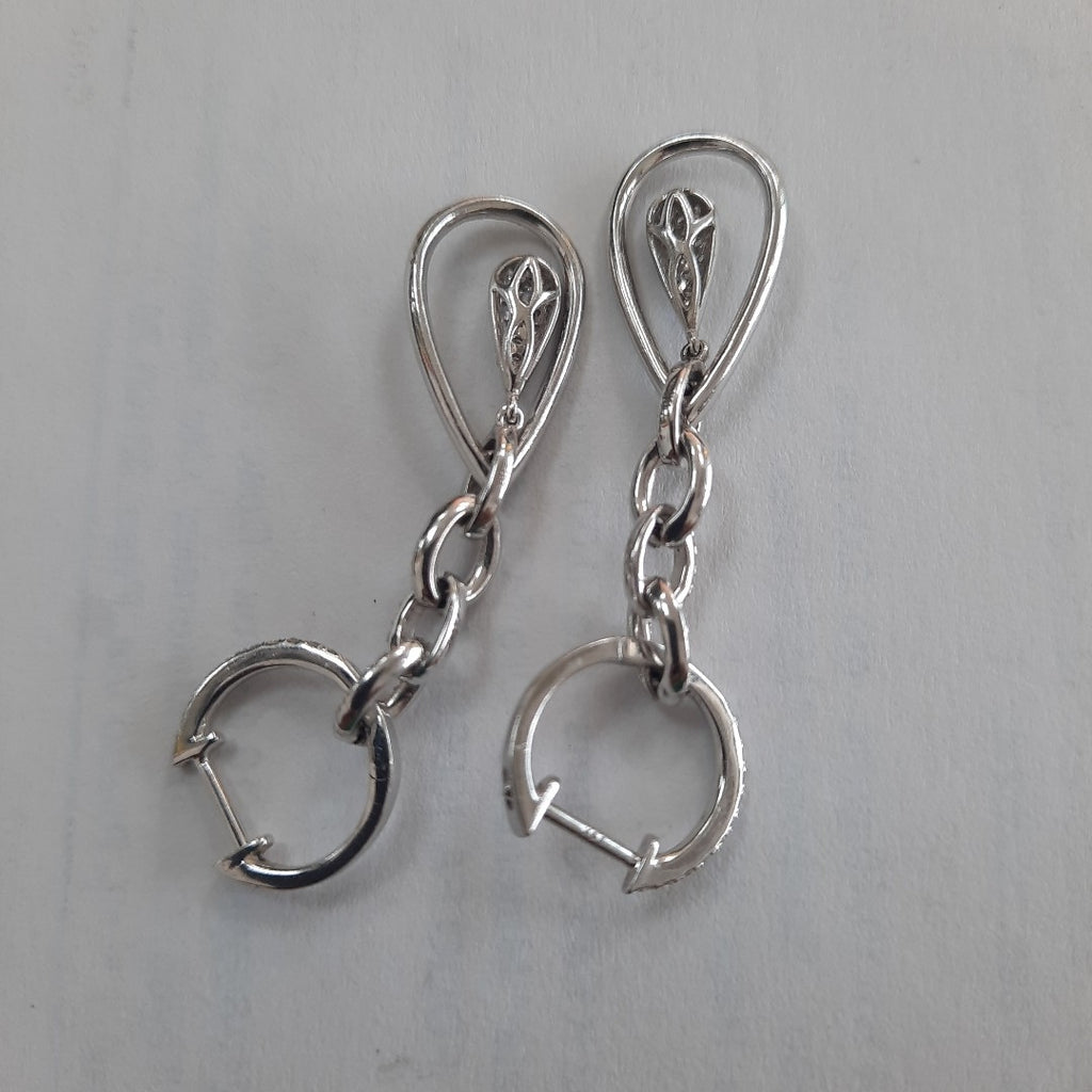 ARETES PAR ORO BLANCO 14 K 5.5 GRMS (SEMINUEVO)