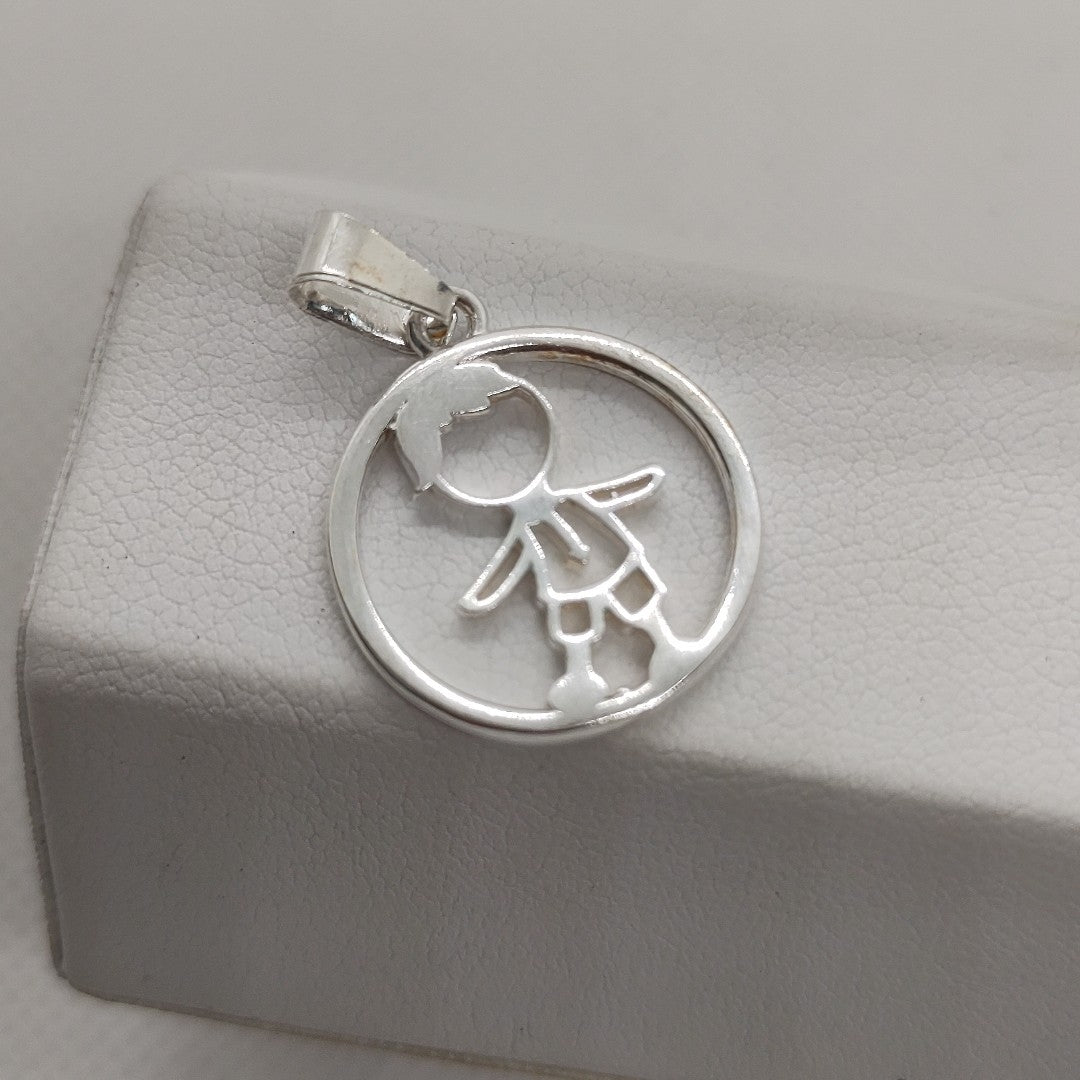 DIJE NIÑO PLATA .925 1.8 GR (NUEVO)