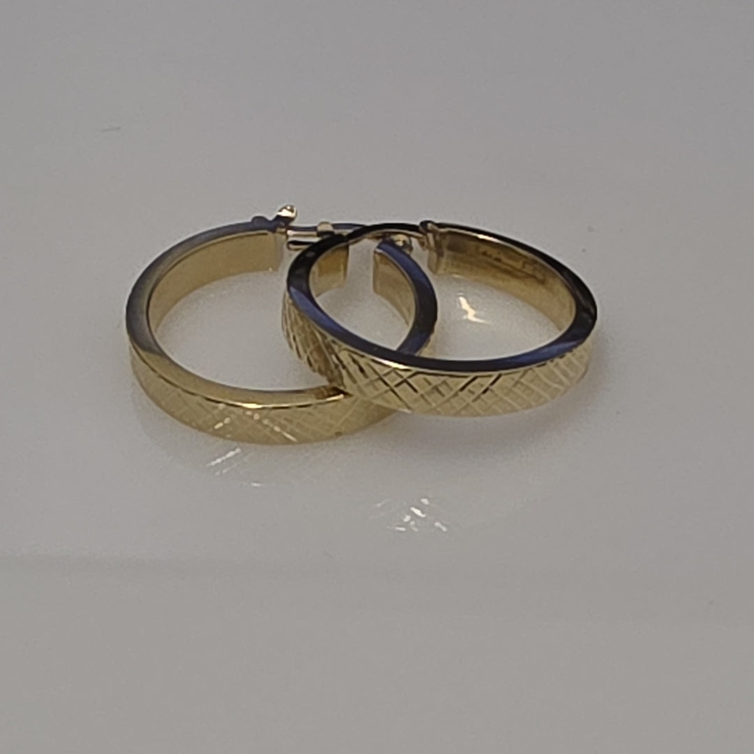 ARETES TEJIDO ARRACADAS FACETADAS 14K 2.9 GR (NUEVO)