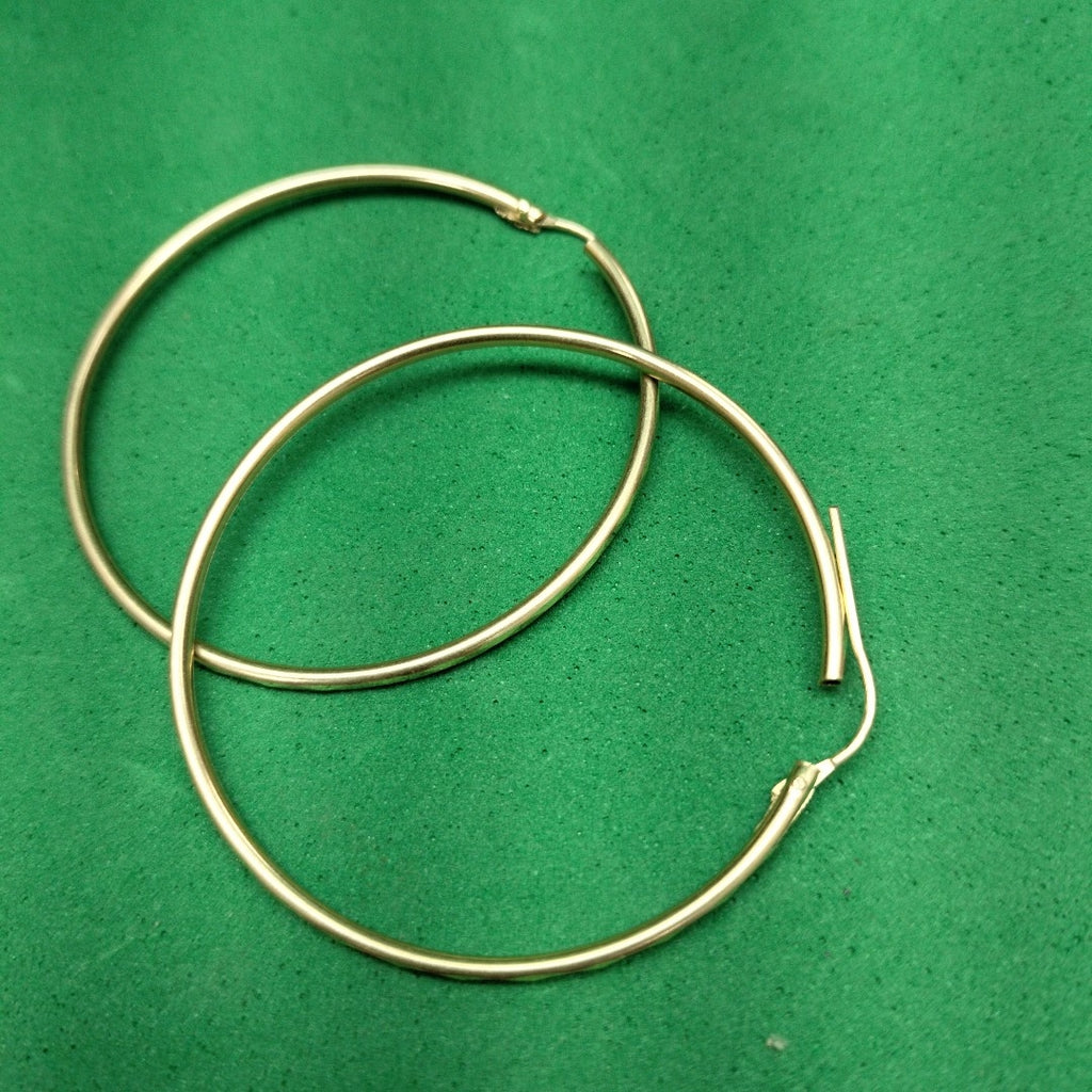 ARRACADAS PAR ORO 10 K 3.1 GRMS (SEMINUEVO)