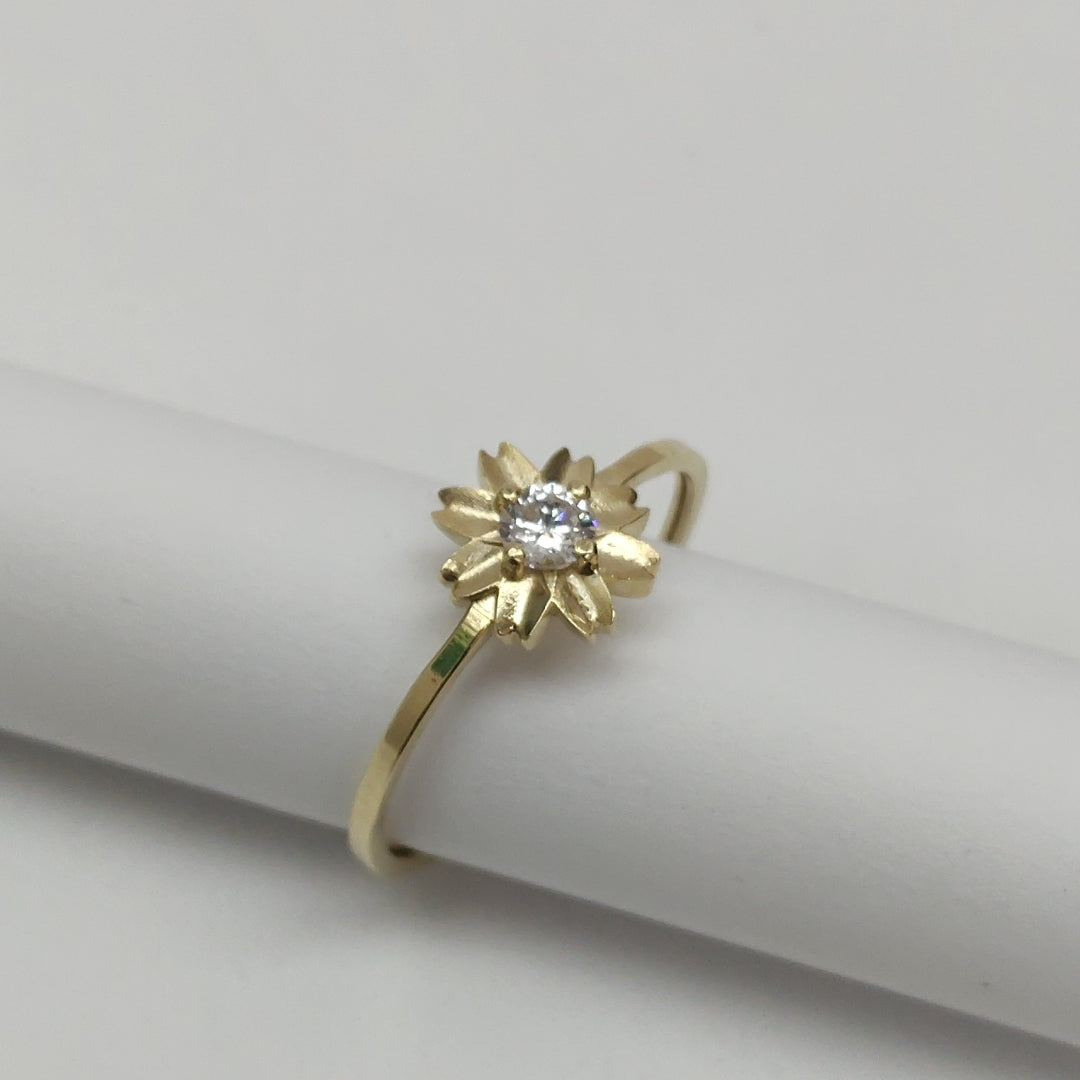 ANILLOS FLOR Y CIRCONIA 14K TALLA 8 1.1 GR (NUEVO)