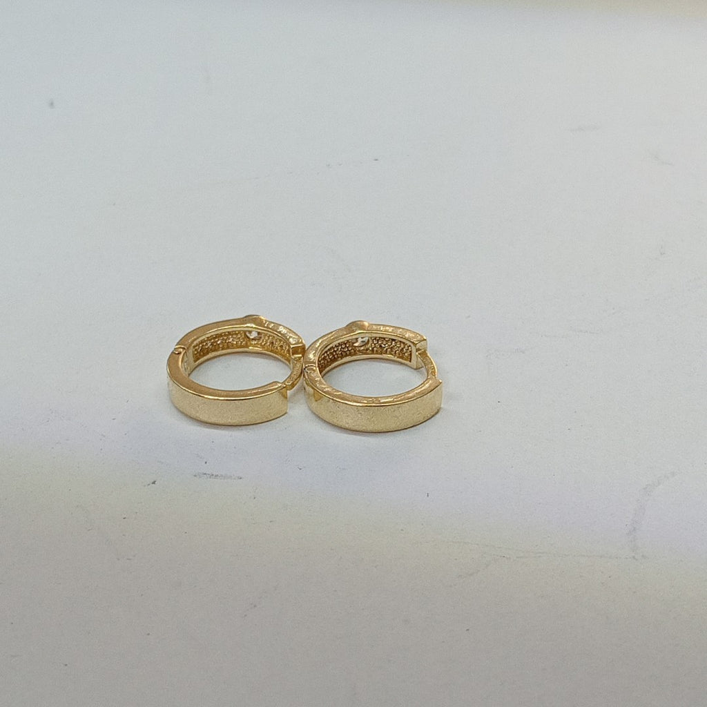 ARETES ARRACADAS C CIRCONIAS 10K 2.7 GR (NUEVO)