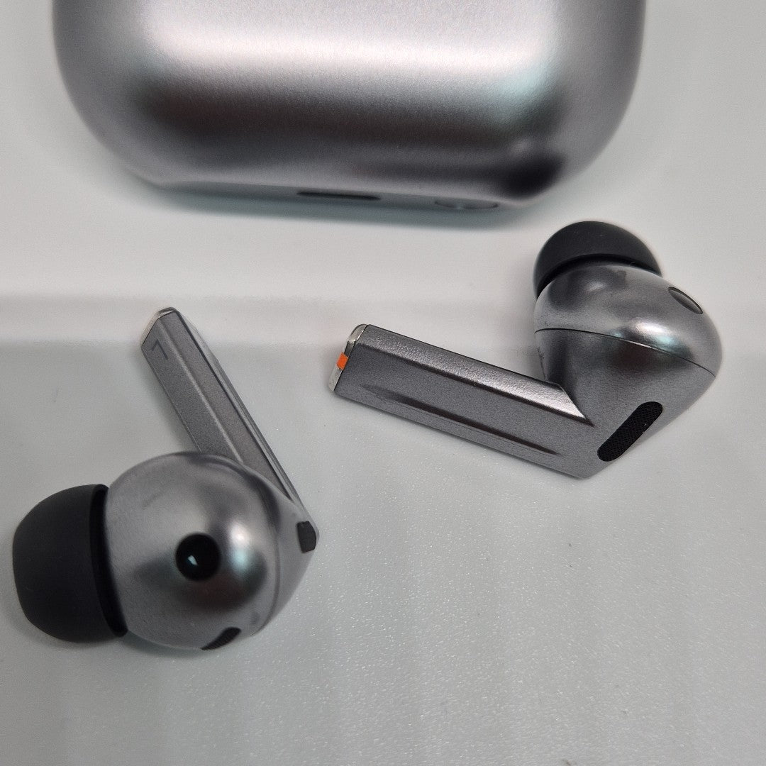 AUDIFONOS SAMSUNG GALAXY BUDS 3 PRO SM-R630 INALAMBRICO IN EAR (SEMINUEVO)