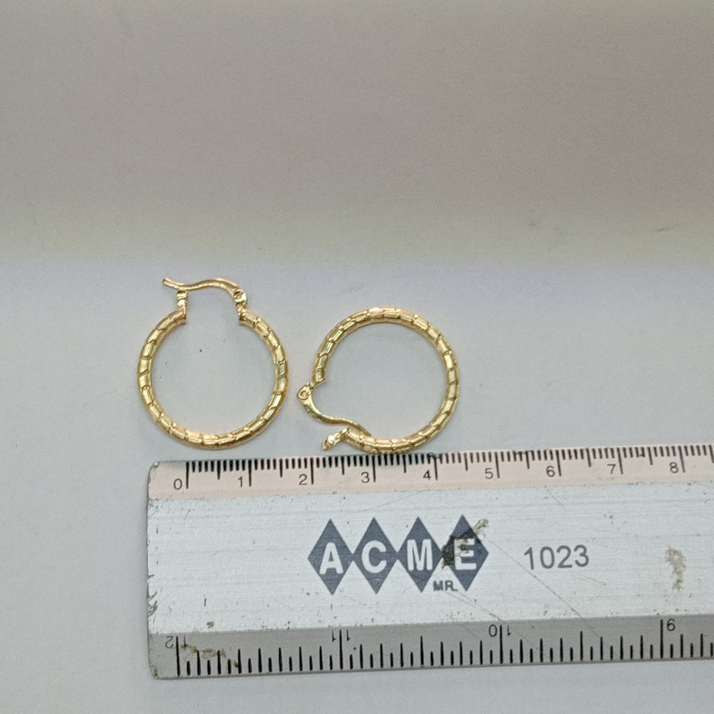 ARETES ARRACADAS LABRADAS 14K 3.3 GR (NUEVO)