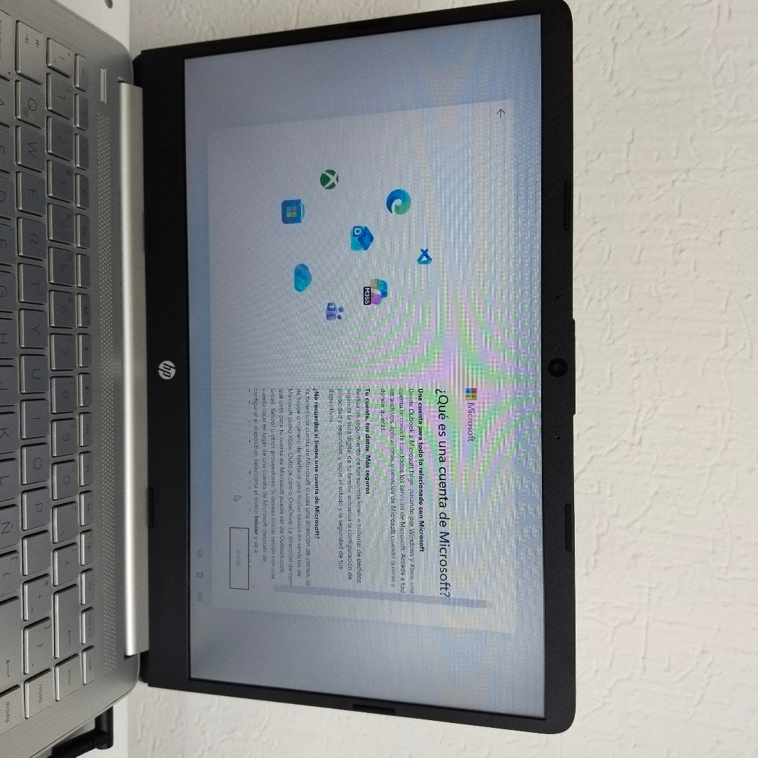 LAPTOP HP 14-DQ3503LA (2025) 256 GB SSD 8 GB RAM (SEMINUEVO)