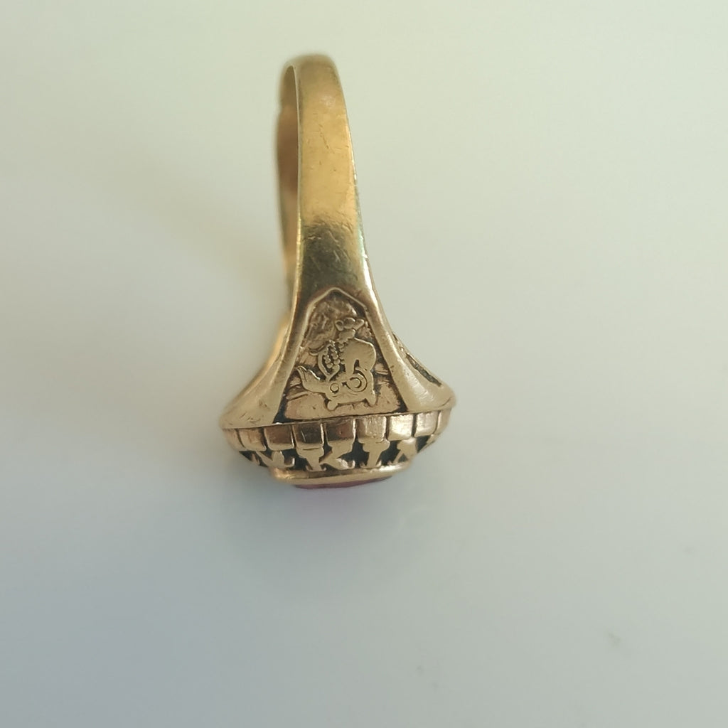 ANILLO DE GRADUACIÓN ORO 8 K 1,30 GRMS (SEMINUEVO)