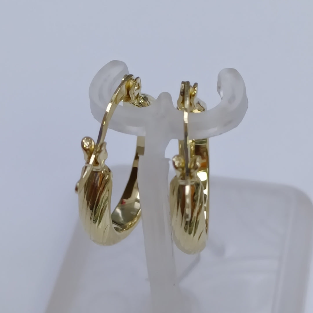 ARETES ARRACADA ASTRIADA 14K 1.6 GR (NUEVO)
