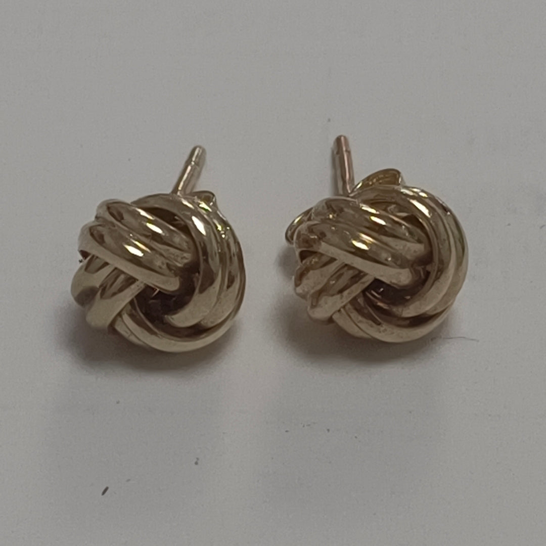 ARETES PAR ORO 14 K 1.4 GRMS (SEMINUEVO)
