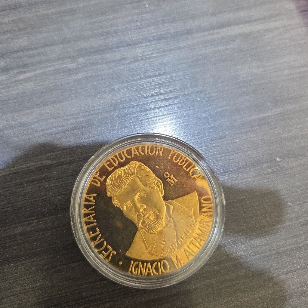 MEDALLA CONMEMORATIVA ORO 21 K 41.9 GRMS (SEMINUEVO)