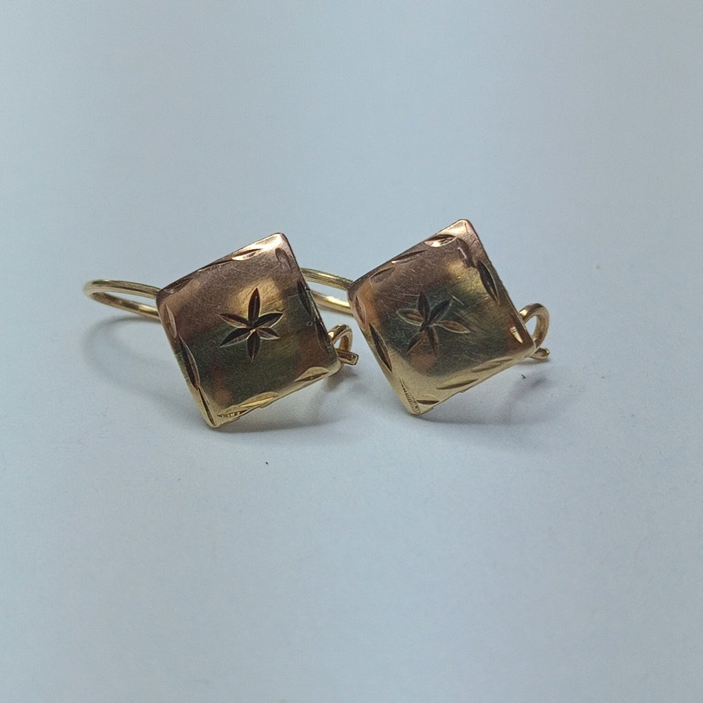 ARETES PAR ORO 10 K 0.8 GRMS (SEMINUEVO)
