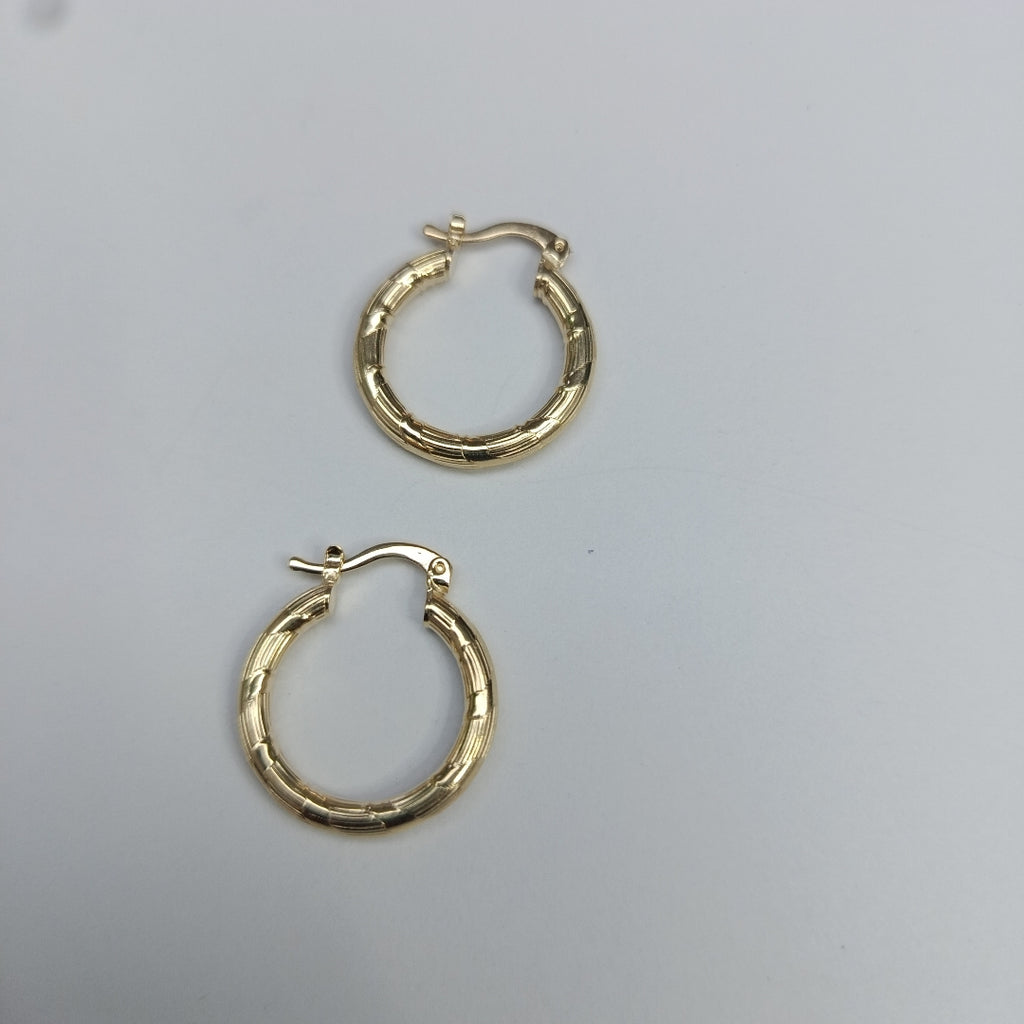 ARETES ARRACADAS 14K 2.6 GR (NUEVO)